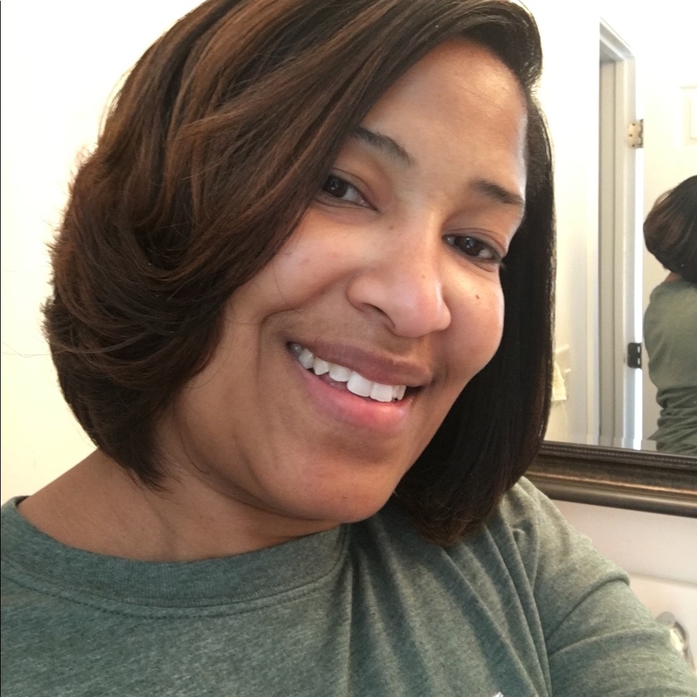 Meet your Posher, Jennifer